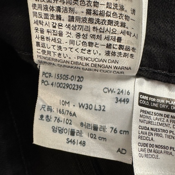 Levi’s Women’s 505 Straight Black Jeans Size 10 W30 L32 Classic Fit - Picture 3 of 11